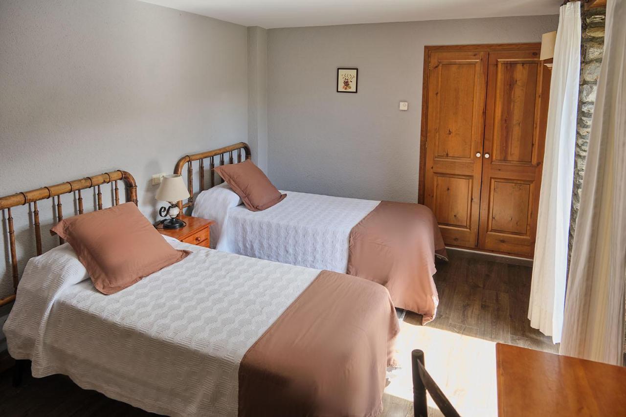 Cal Marrufes Guest House Puigcerdà Екстериор снимка